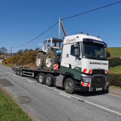 Tony loaded With the first of three county’s on there way to a new hom3 in the south of england
