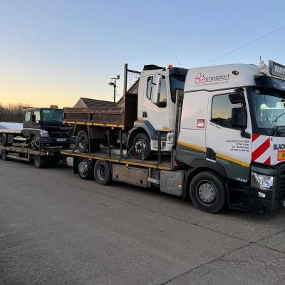 As well as moving tractors and farm machinery we can also move Lorries cars plant Dead or Alive all our vehicles are equipped wi